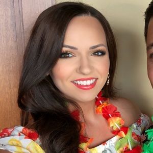 Meet your Posher, Teresa